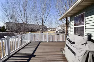 913 41st Ave S, Moorhead, MN 56560 - Photo 33