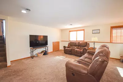 913 41st Avenue S, Moorhead, MN 56560 - Photo 35