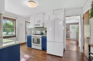 4100 43rd Ave N, Robbinsdale, MN 55422 - Photo 5