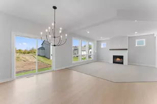 5337 177th St W, Lakeville, MN 55044 - Photo 5