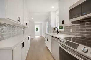 100 Warner Ave S, Mahtomedi, MN 55115 - Photo 11