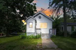 100 Warner Ave S, Mahtomedi, MN 55115 - Photo 21