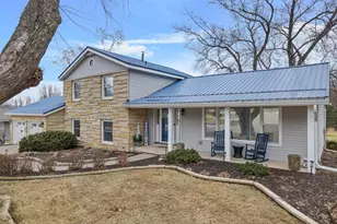 1628 Valley View Dr, Winona, MN 55987 - Photo 1