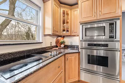 1628 Valley View Drive, Winona, MN 55987 - Photo 11