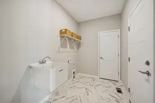 7804 Bridgewater Ct, Greenfield, MN 55373 - Photo 9