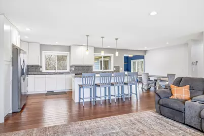 112 Pony Lane E, Apple Valley, MN 55124 - Photo 7