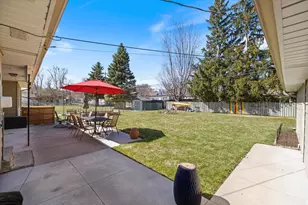 3609 York Ave N, Robbinsdale, MN 55422 - Photo 59