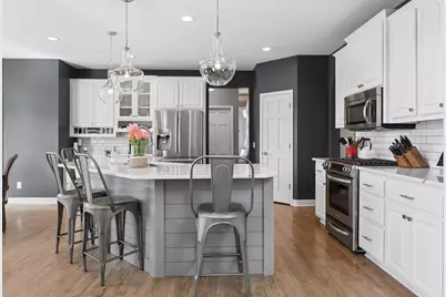 20643 Hazelwood Trail, Lakeville, MN 55044 - Photo 3