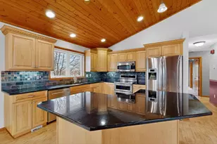 72329 320th St, Racine, MN 55967 - Photo 17