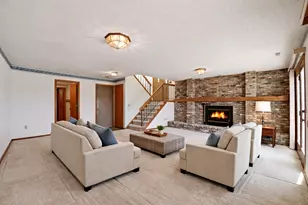 902 Evergreen Dr, Burnsville, MN 55337 - Photo 11