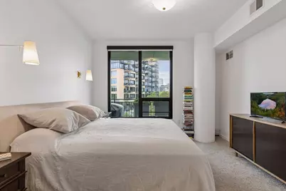 1240 S 2nd Street #221, Minneapolis, MN 55415 - Photo 25