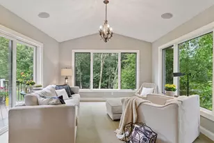 17641 Hyde Park Ave, Lakeville, MN 55044 - Photo 9