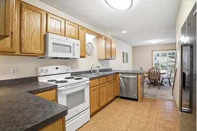 8731 Quarry Ridge Lane #F, Woodbury, MN 55125 - Photo 13