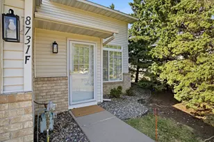 8731 Quarry Ridge Ln, Woodbury, MN 55125 - Photo 5