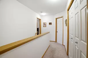 8731 Quarry Ridge Ln, Woodbury, MN 55125 - Photo 17