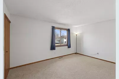 3306 Greenbrier Street #3306D, Vadnais Heights, MN 55127 - Photo 13