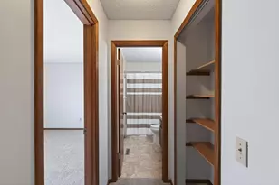 3306 Greenbrier St, Vadnais Heights, MN 55127 - Photo 11