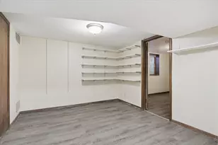 1489 Hoyt Ave W, Falcon Heights, MN 55108 - Photo 33