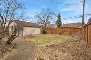 1489 Hoyt Ave W, Falcon Heights, MN 55108 - Photo 3