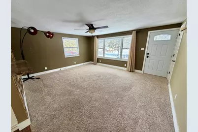 809 11th Avenue SE, Roseau, MN 56751 - Photo 7