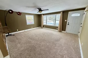 809 11th Ave SE, Roseau, MN 56751 - Photo 7