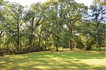 809 11th Avenue SE, Roseau, MN 56751 - Photo 15