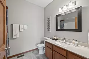 1581 Christie Pl, Saint Paul, MN 55106 - Photo 23