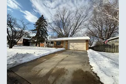 1126 Harrison Street S, Shakopee, MN 55379 - Photo 1