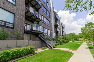 256 Spring St, Saint Paul, MN 55102 - Photo 1