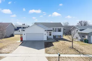 407 8th St NW, Dodge Center, MN 55927 - Photo 1
