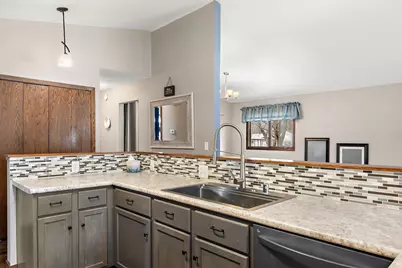 163 Southwind Lane, West Saint Paul, MN 55118 - Photo 11