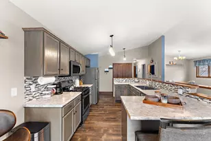 163 Southwind Ln, West Saint Paul, MN 55118 - Photo 9