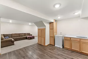 163 Southwind Ln, West Saint Paul, MN 55118 - Photo 25