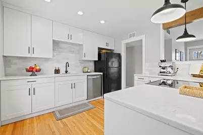 105 Saratoga Lane N, Plymouth, MN 55441 - Photo 9