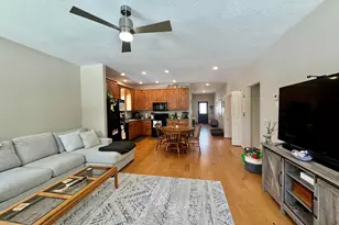 205 6th Ave SW, Warroad, MN 56763 - Photo 3