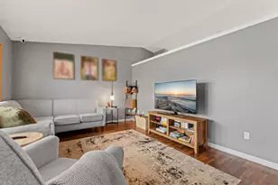 2039 49 1/2 Street NW, Rochester, MN 55901 - Photo 3