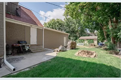 1423 Penn Avenue N, Minneapolis, MN 55411 - Photo 19