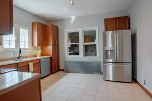 1423 Penn Ave N, Minneapolis, MN 55411 - Photo 9