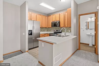 6823 Meadow Grass Lane S, Cottage Grove, MN 55016 - Photo 5