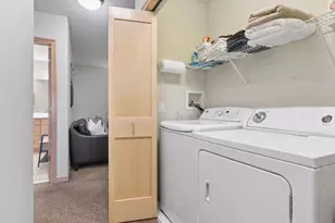 216 Portland Ave, Minneapolis, MN 55401 - Photo 17