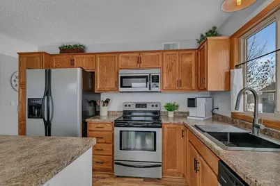305 Victory Loop, Sartell, MN 56377 - Photo 5