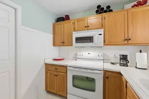 1940 Shenandoah Ct, Plymouth, MN 55447 - Photo 5