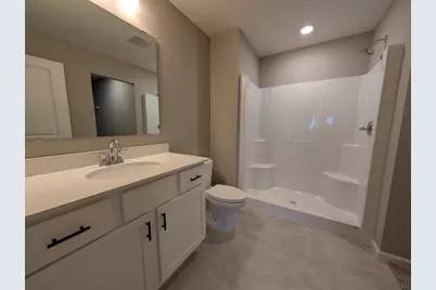 10554 Goodwin Avenue S, Cottage Grove, MN 55016 - Photo 11