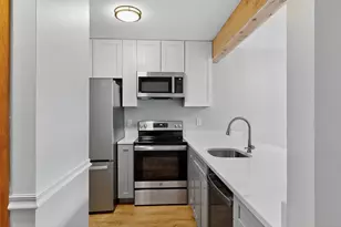 19 Elton Ridge Ct NW, Rochester, MN 55901 - Photo 5