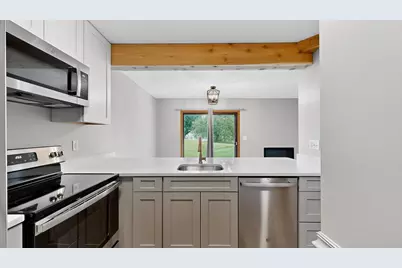 19 Elton Ridge Court NW, Rochester, MN 55901 - Photo 7