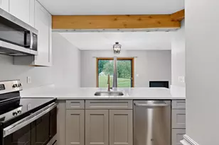 19 Elton Ridge Ct NW, Rochester, MN 55901 - Photo 7