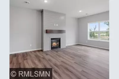 10548 Goodwin Avenue S, Cottage Grove, MN 55016 - Photo 5