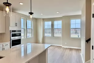 856 Woodlawn Ave, Saint Paul, MN 55116 - Photo 7