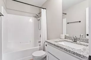 5237 Harvest Sq Pl NW, Rochester, MN 55901 - Photo 29