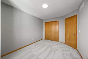 1770 Donegal Dr, Woodbury, MN 55125 - Photo 29